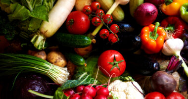 fruits and vegetables such as tomatoes, peppers, cauliflower, and bananas